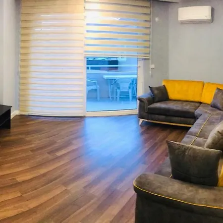 Moy Apart * ألانيا